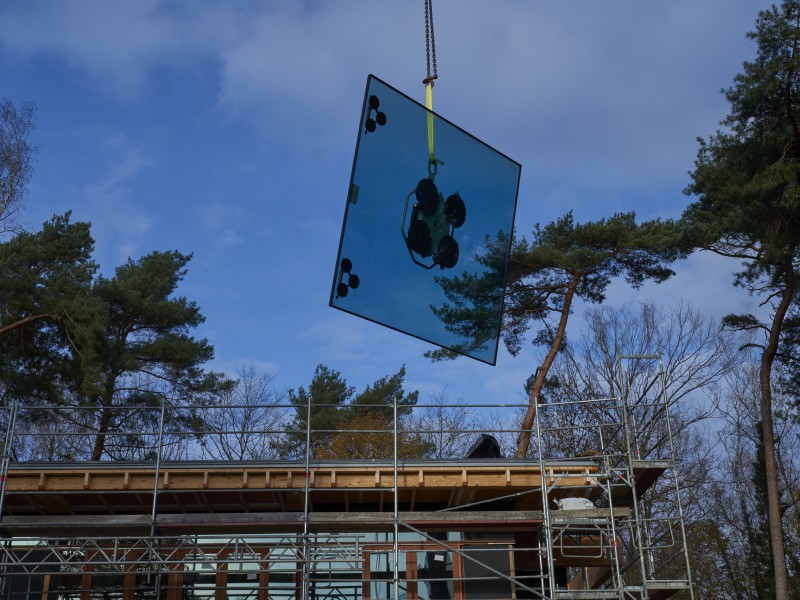 Installing the Roof Glass