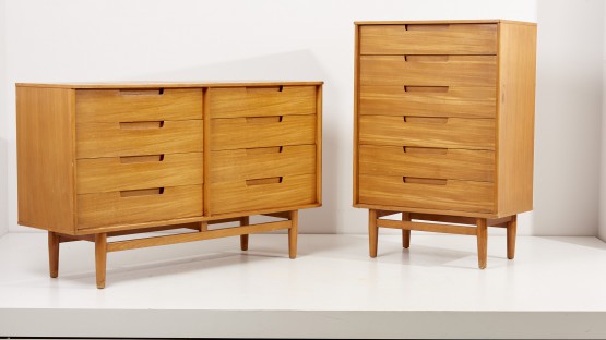 Matched pair of Milo Baughman Dressers for Drexel
